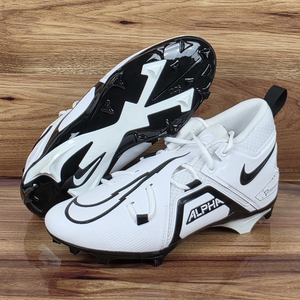 NEW Nike Alpha Menace Pro 3 Panda Football Cleats White CT6649-100 Mens Sz 13.5